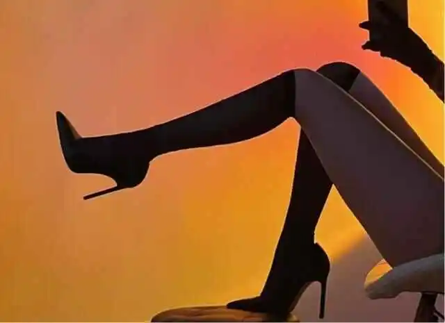 “撩人心弦”的tickle体验是如何激发恋痛欲望的? 一